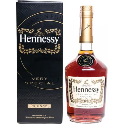 Фотка Виски Hennessy в различных размерах PNG