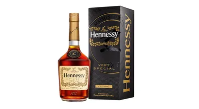 Изображение Виски Hennessy с эффектом размытия WebP