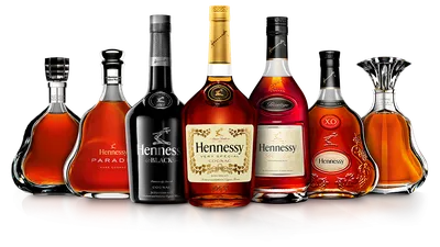 Картинка Виски Hennessy с оригинальной композицией в PNG