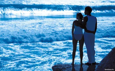 Фоны для мака с романтическими фотографиями влюбленных пар на море