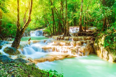 Успокоительная красота Водопада Эраван на фото