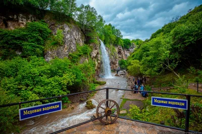 Фотография водопада с невероятной красотой