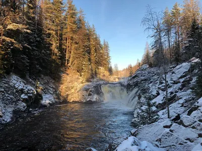 Зимний Водопад Кивач: Замороженная красота в объективе