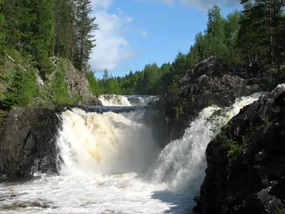 Зимний пейзаж Водопада Кивач: Фото в различных форматах