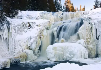 Ледяные каскады: Водопад Кивач в разных форматах для скачивания