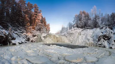 Красота зимнего пейзажа: Водопад Кивач в ледяном наряде