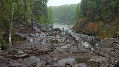 Удивительные изображения водопада Кивач: природный феномен во всей красе