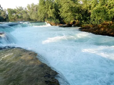 Впечатляющая фотка водопада Манавгат Турция в формате JPG