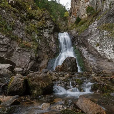 Фотографии водопада Шумка: погружение в природную гармонию