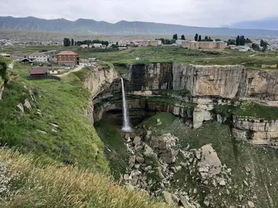 Фото водопада Тобот в стиле art