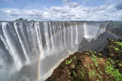 Фото водопада Тугела - замечательный фон для твоего сайта