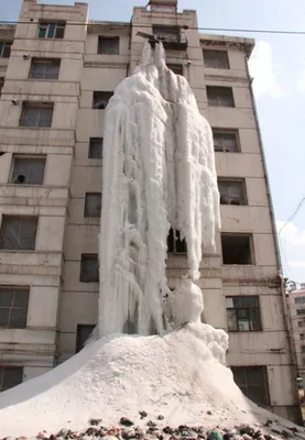 Гармония пространства: фото водопада, украшающего интерьер (Фото)