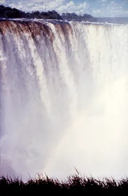 Фантастические фотографии Водопада Виктория в разнообразных форматах для скачивания