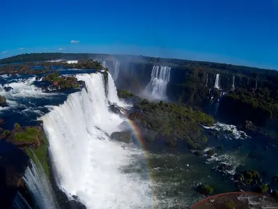 Фото водопадов Южной Америки для использования в качестве фонов и обоев