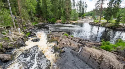 Удивительные водопады Карелии на фото