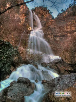 Впечатляющие снимки водопадов Крыма: красота природы в каждом кадре