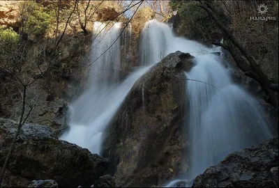 Водопады Крыма в качественных фотографиях: выбирайте формат и размер для скачивания