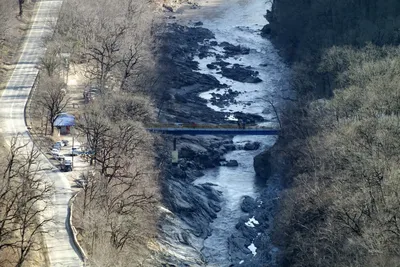 Фон с изображением водопадов руфабго на экран