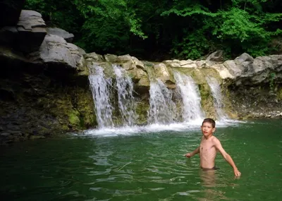 Водопады Геленджика: природное вдохновение на каждой фотографии