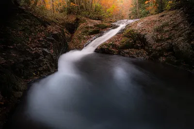 Удивительный водопад на фото