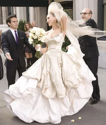 Удивительные образы невест из фильма Война невест на фото
