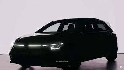Изображения Volkswagen Golf R 2023 в движении