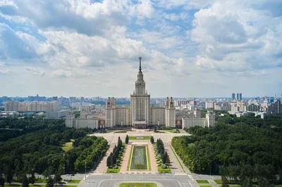 Романтические Воробьевы горы в Москве: фото для загадочного настроения