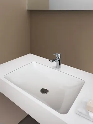 Фото врезной раковины в ванной: добавьте элегантности и функциональности в свою ванную комнату