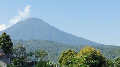 Фото вулкана Агунг в HD качестве
