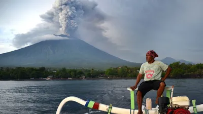 Удивительные обои на рабочий стол с вулканом Агунг