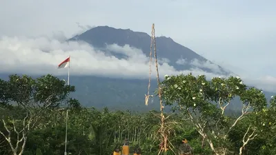 Лучшие снимки вулкана Агунг