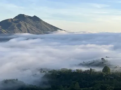 Фотоотчет о Вулкане Батур: Невероятные виды и пейзажи