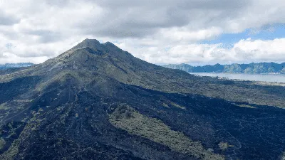 Вулкан Батур в формате PNG и JPG