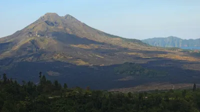 Фотографии вулкана Батур в Full HD качестве
