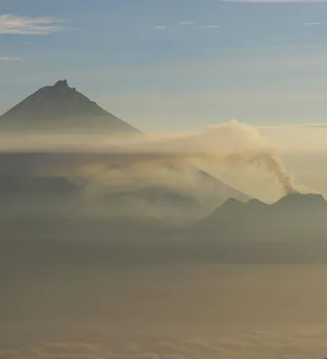 Фотографии вулкана безымянного в формате JPG