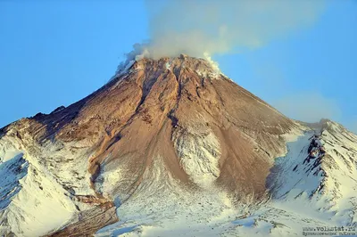 Фотография арт-стиля вулкана безымянного