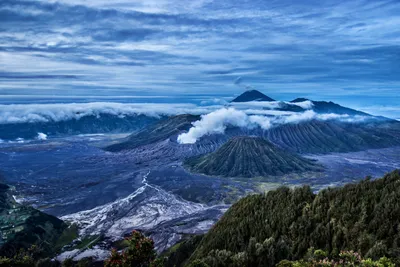 Потрясающие фотки вулкана Бромо в Full HD