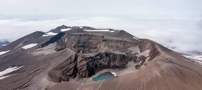 Огненный кратер: захватывающий кадр вулкана