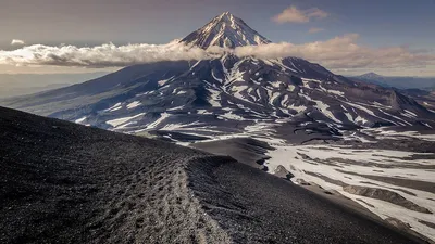 Фото Вулкана Ключевская сопка для рабочего стола