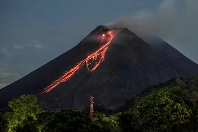 Впечатляющие фотографии вулкана Мерапи