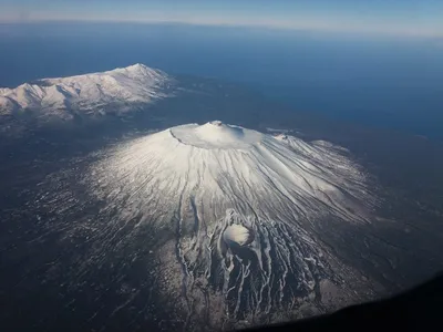 Арт-фото вулкана в Full HD