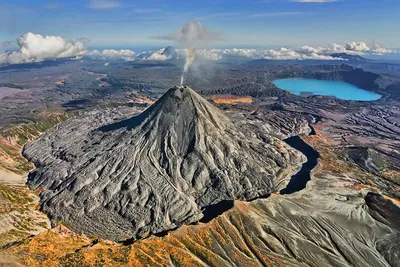 Путешествие по земле огненных гигантов: Фотографии вулканов Камчатки