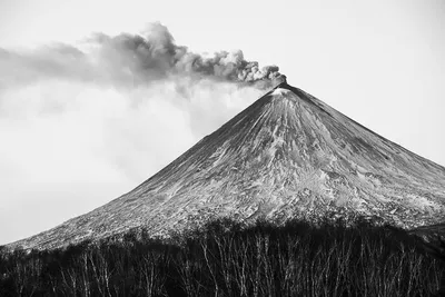 Фотографии природных чудес: вулканы Камчатки в HD