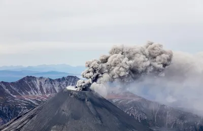 Обои на телефон с потрясающими фото вулканов