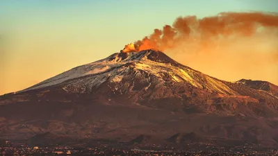 Эруптивная красота: Фотографии вулканических извержений