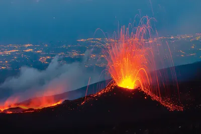 Гиф-изображения вулканов: уникальные моменты