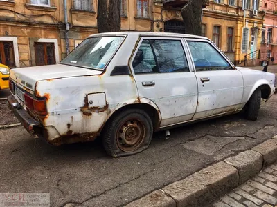 Эмоциональные снимки запущенных авто