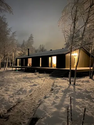 Фотографии зимнего дома: Выберите размер и формат (JPG/PNG/WebP)