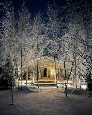 Уютный дом на фото: Зимние моменты в WebP формате для загрузки