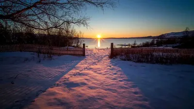 Ледяной момент вечера: Фотография заката солнца